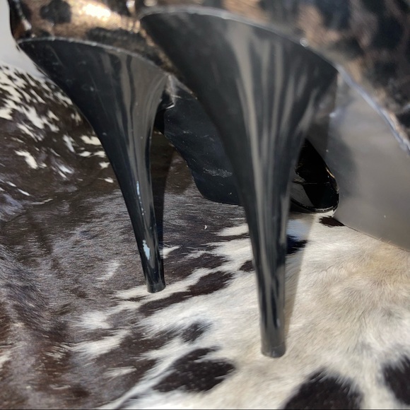 Steve Madden 👠 Metallic Patent Leather Peep-Toe Heels - Picture 4 of 9